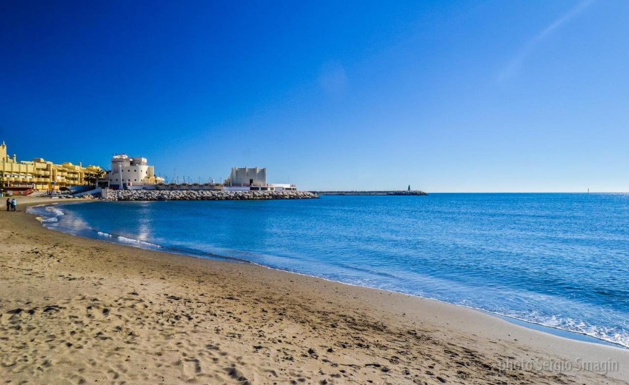 Timon II Apartamentos - A Solo 90 Metros De La Playa - Parking Gratis - Avenida De Las Palmeras 베날마데나코스타 외부 사진